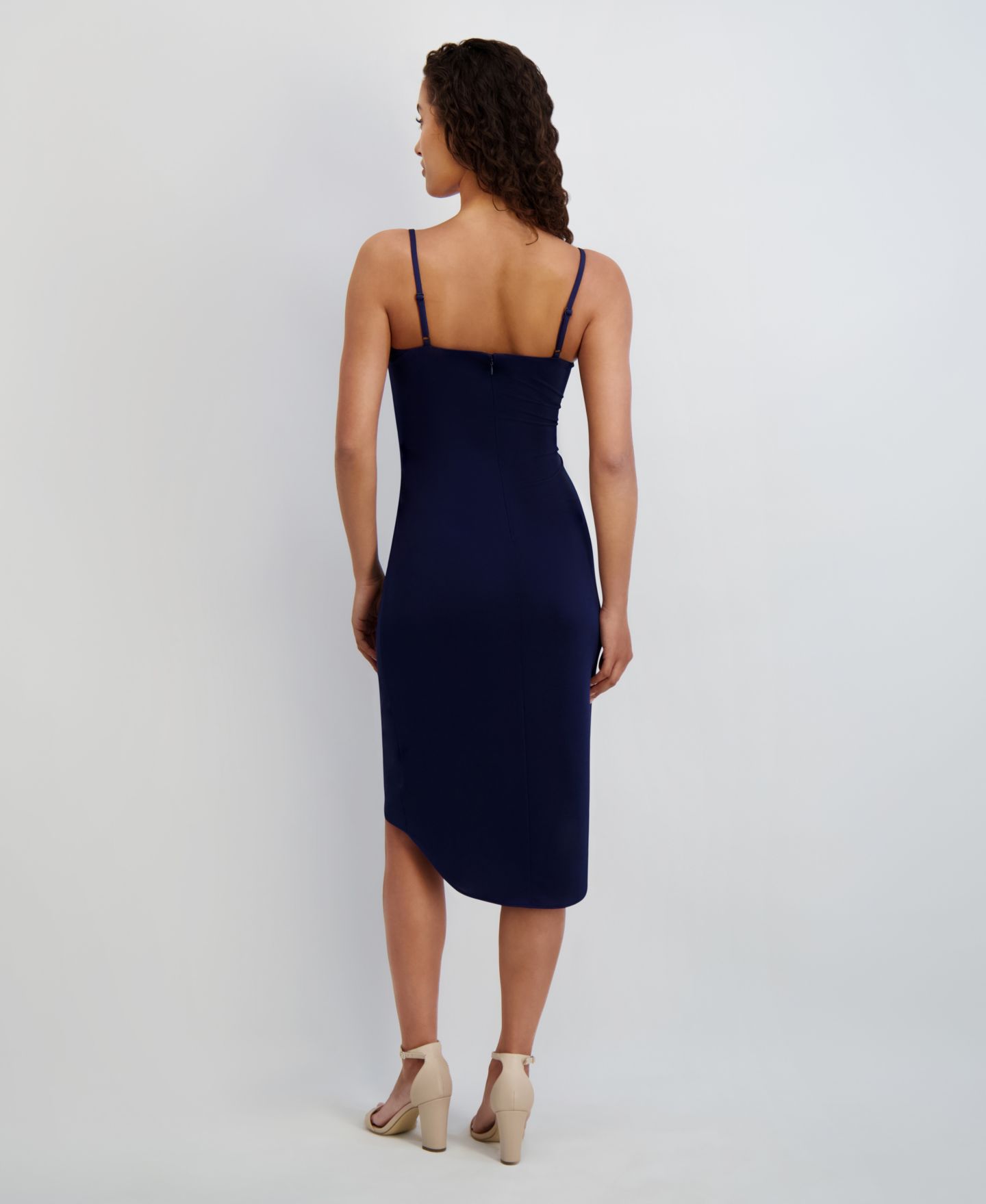 Женское платье Siena Sleeveless Cowl Neck Bodycon Ruched, цвет: Тёмно-синий — фото 3