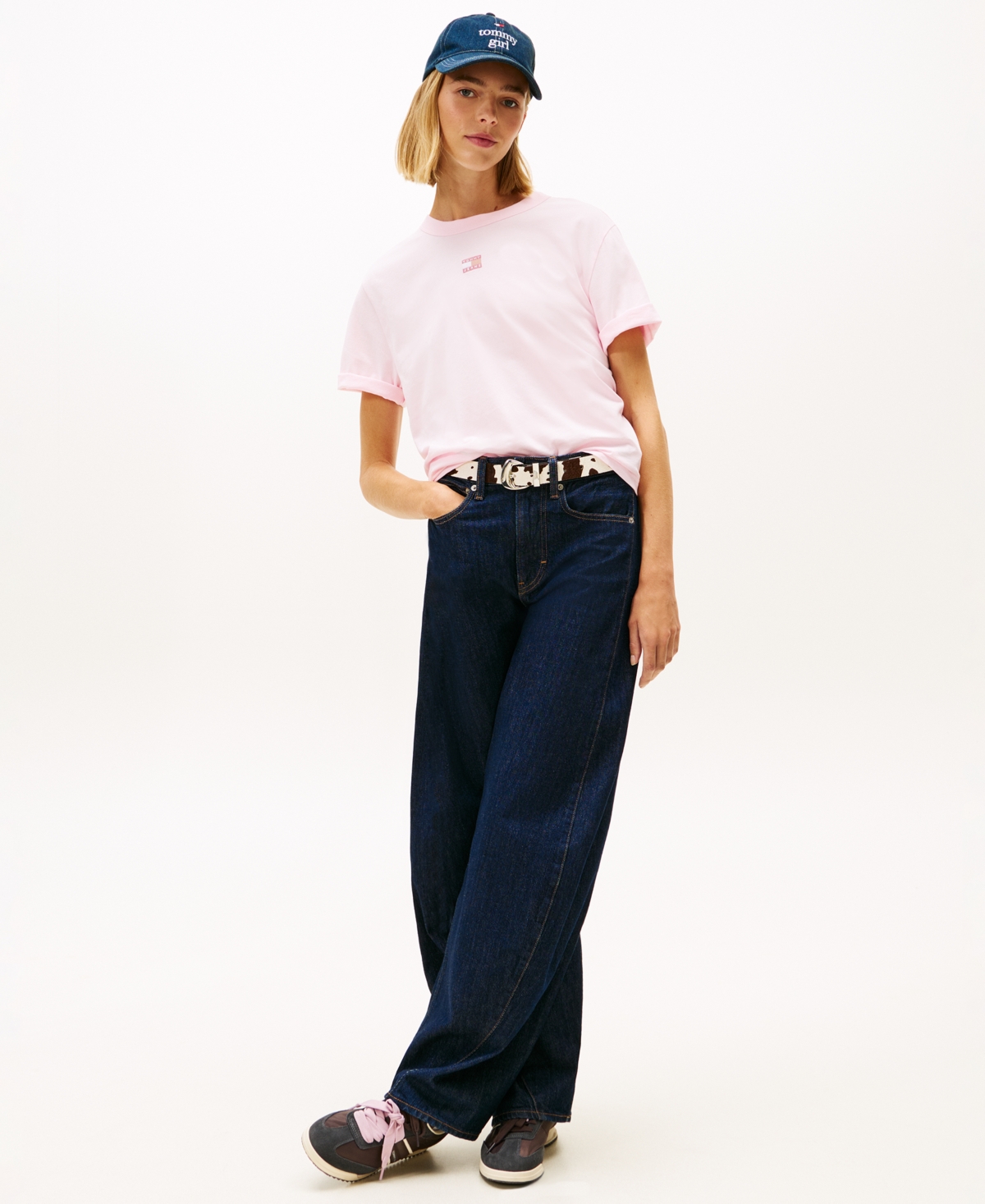 Tommy Jeans Women's Boxy Badge Crewneck T-shirt In Pink