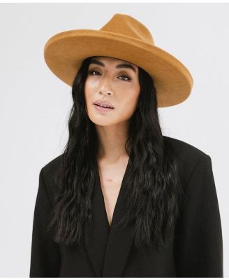 Maude Wide Brim Felt Fedora Hat - Chic and Stylish Design