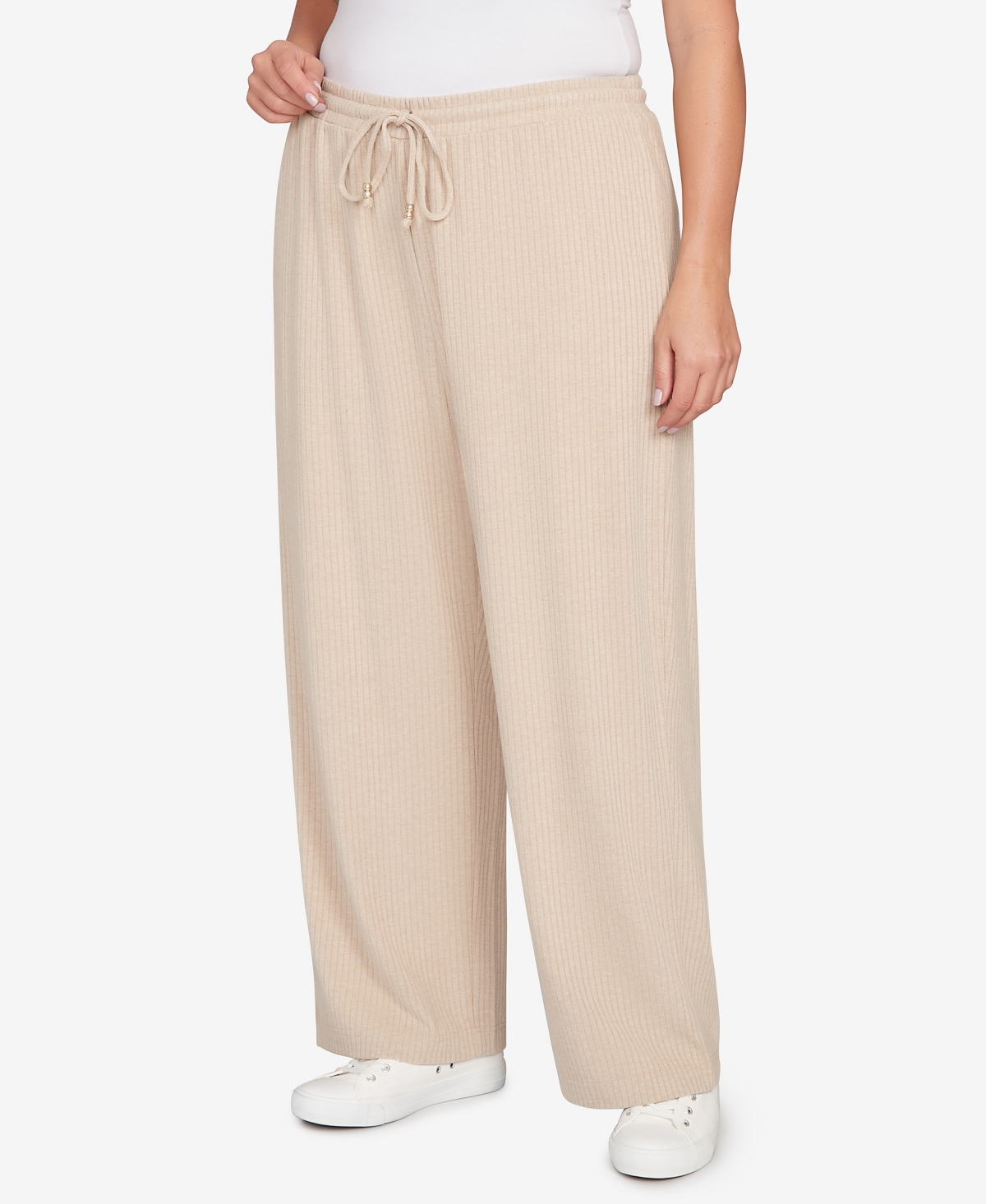 Hearts Of Palm Plus Solid Texture Hatchi Casual Pant