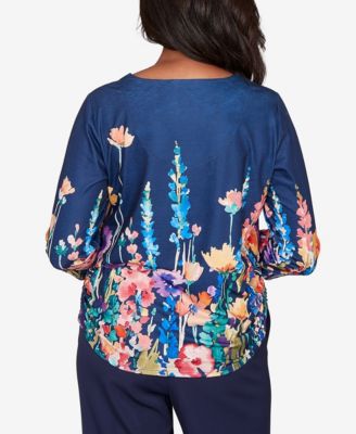Women's Saratoga Springs Vertical Floral Border Knit Top