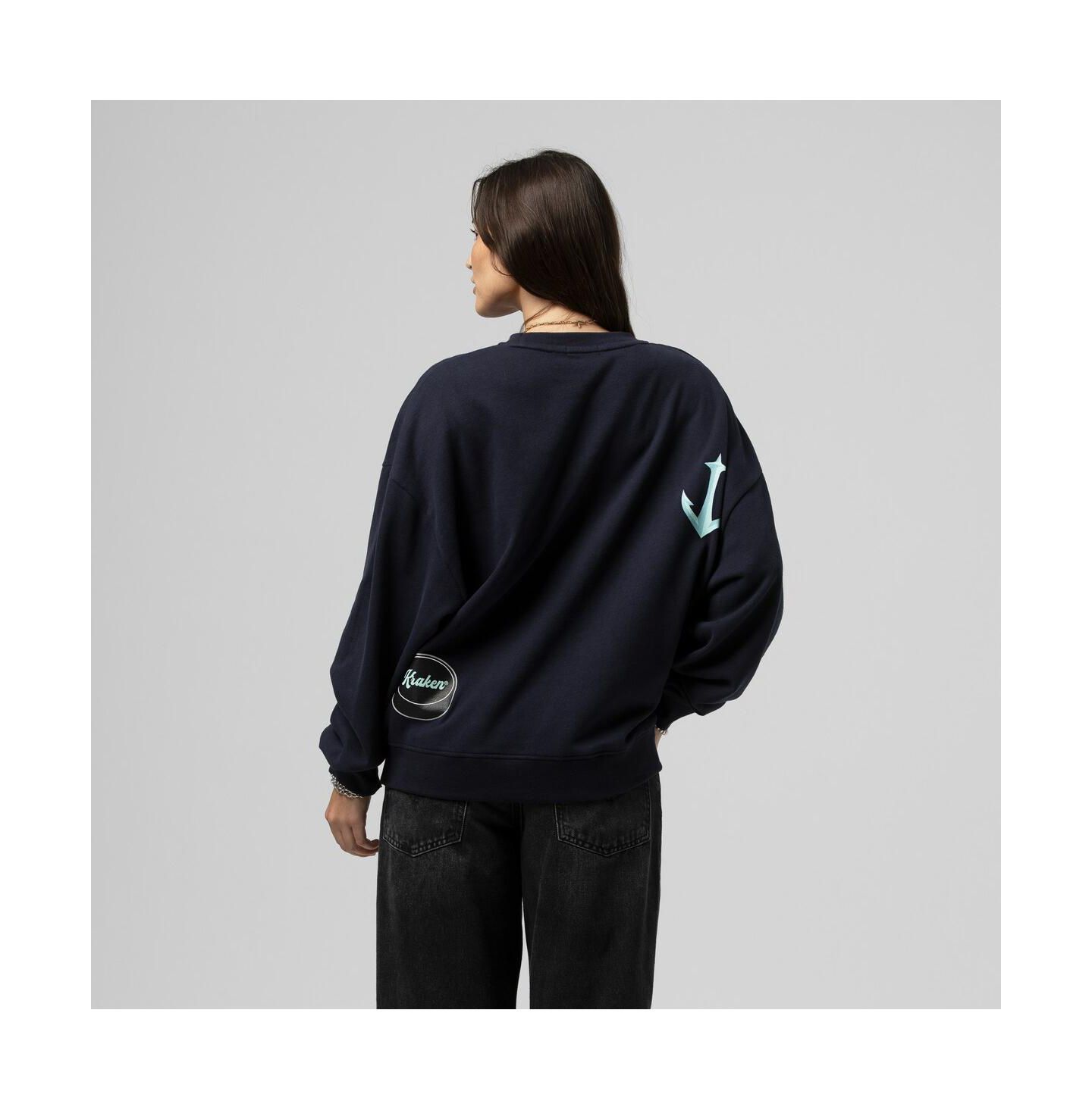 Женская толстовка Mitchell & Ness Deep Sea Blue Seattle Kraken Vintage Crewneck — фото 2