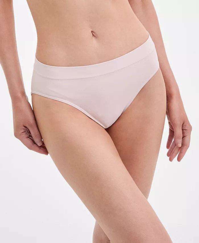 Women's One Smooth U All-Over Smoothing Hi Cut Brief Underwear 2362 - thumbnail 7