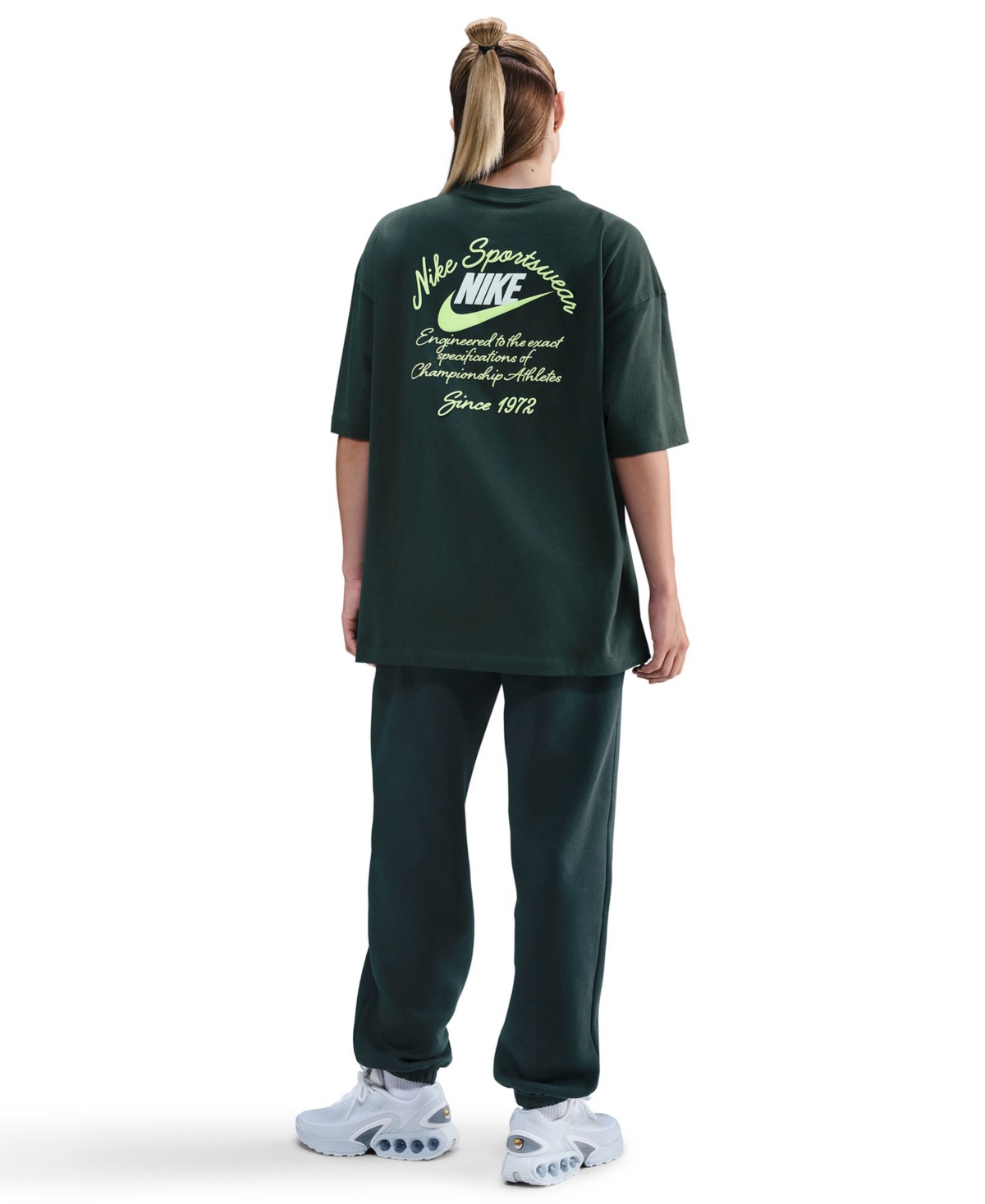 Nike Women's Sportswear Oversized T-shirt In Green