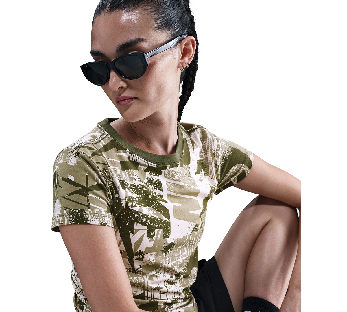 Nike Women's Sportswear Slim-fit T-shirt In Green