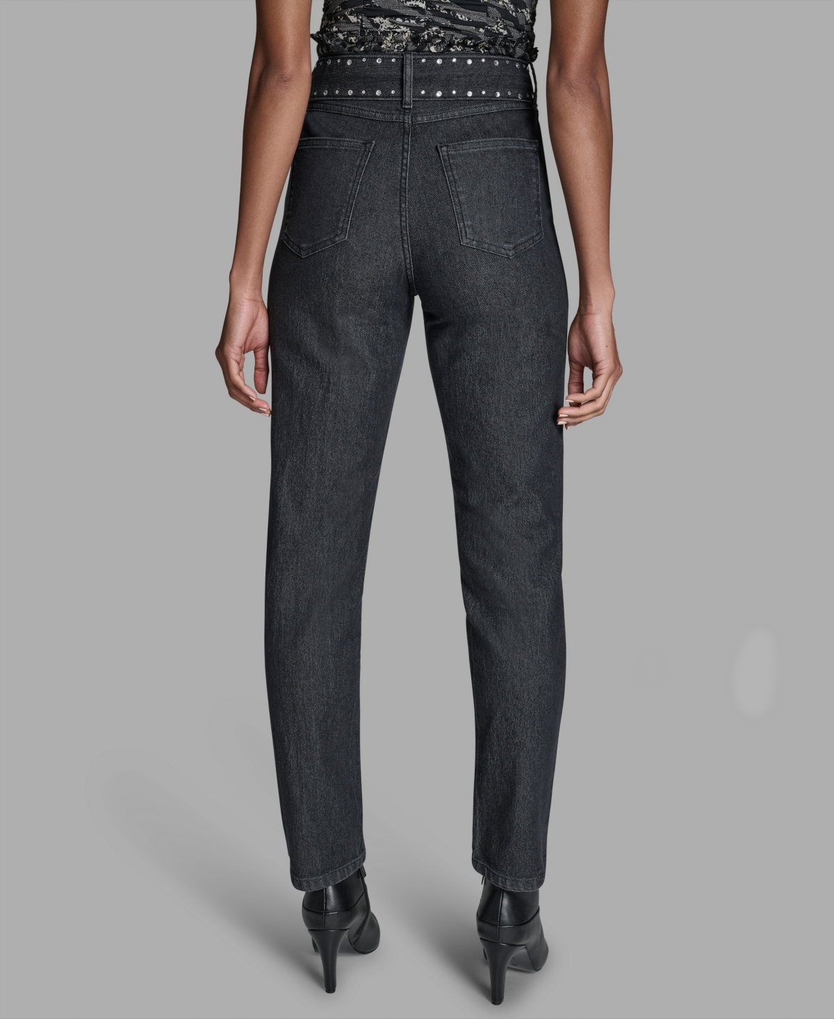 Bcbg Women's Grommet Straight Leg Mid Rise Jeans In Blue