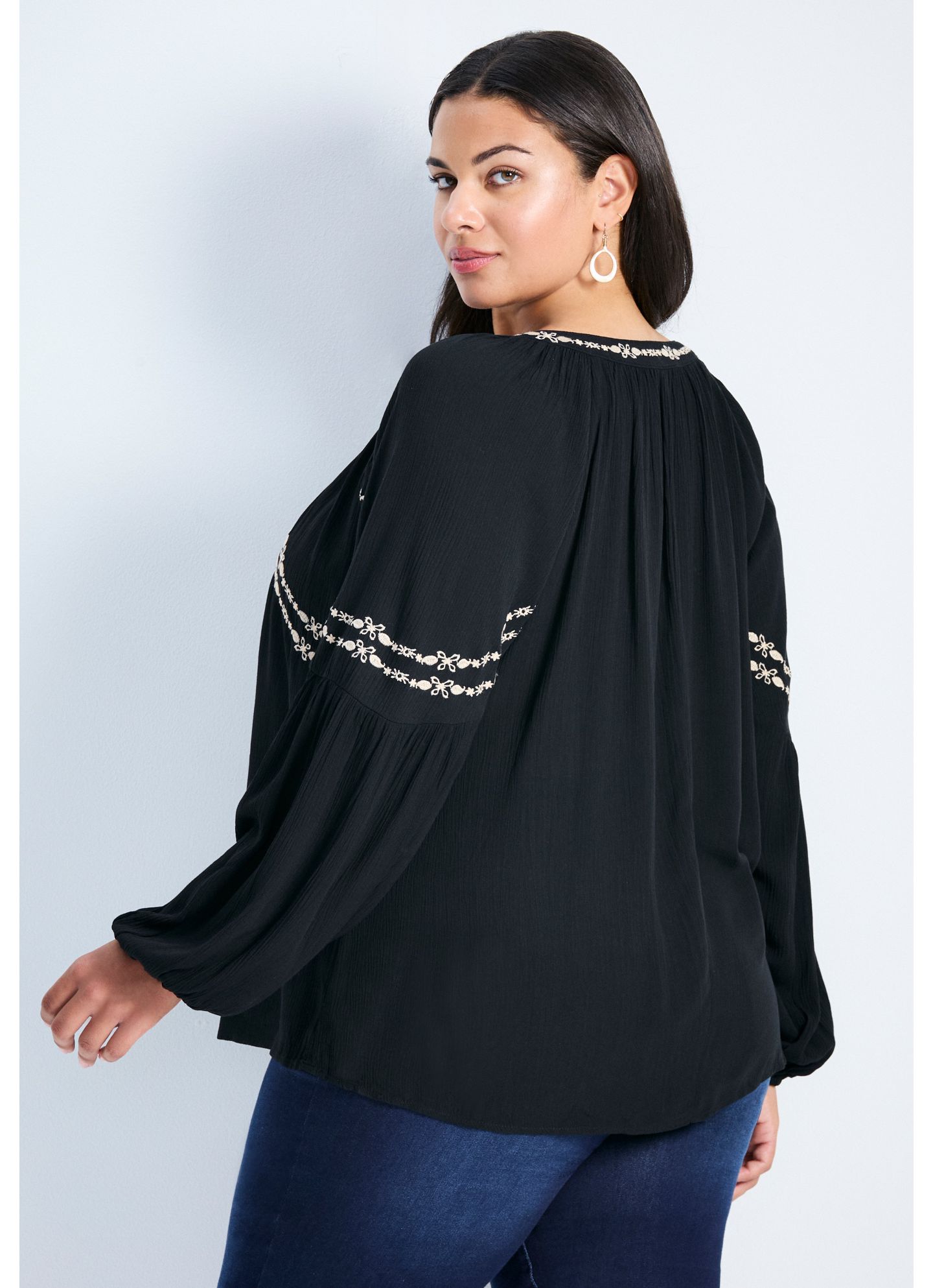 Женский топ Avenue Plus Size Isabelle Embroidered, цвет: Чёрный — фото 2