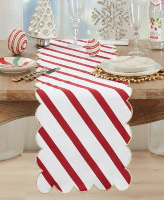 Scalloped Table Runner, 16" x 72"
