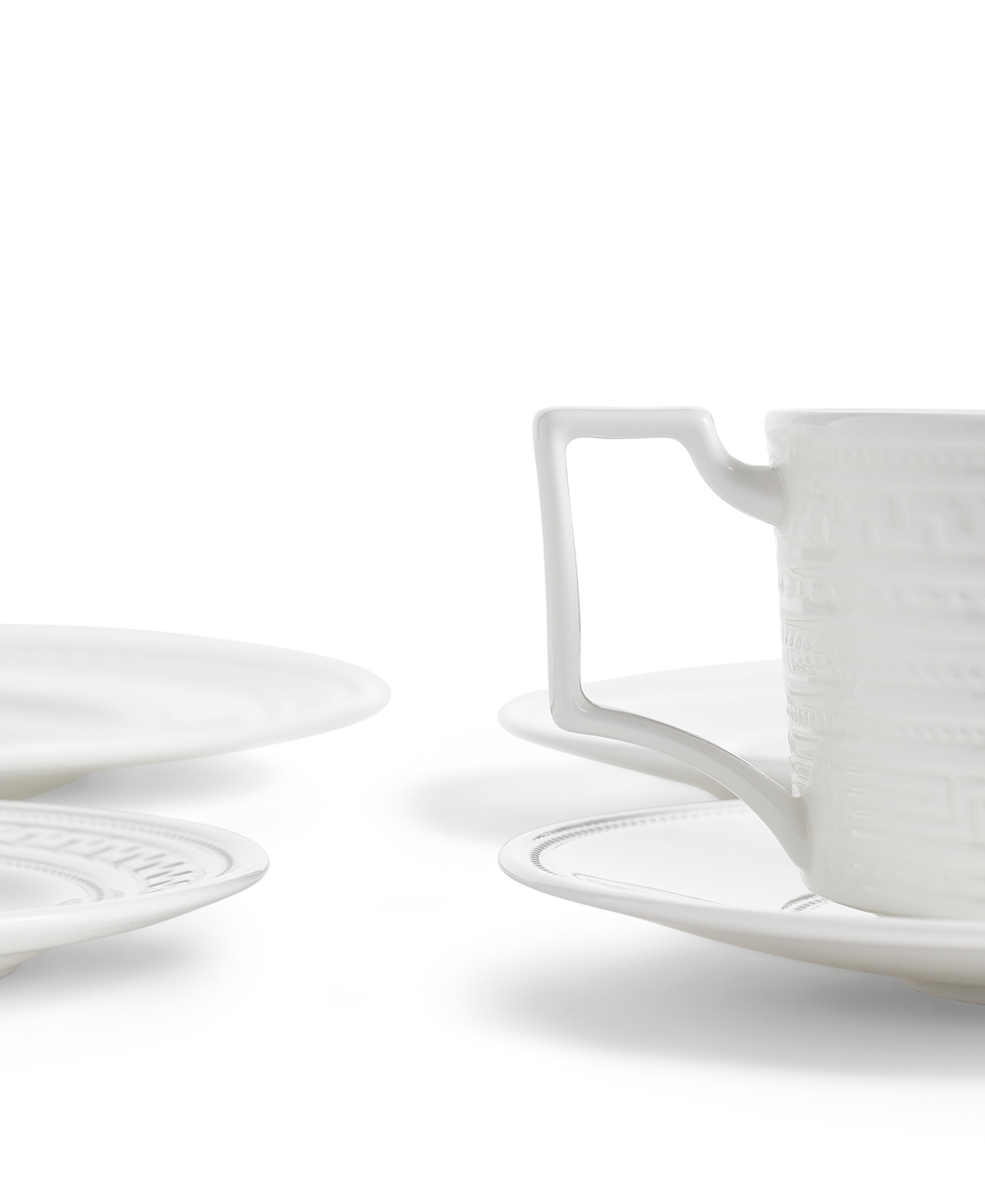 Wedgwood Dinnerware, Intaglio 5 Piece Place Setting