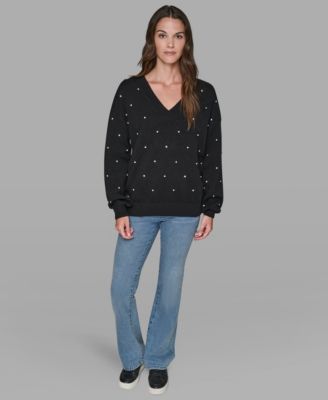 V-Neck Diamond Pattern Sweater