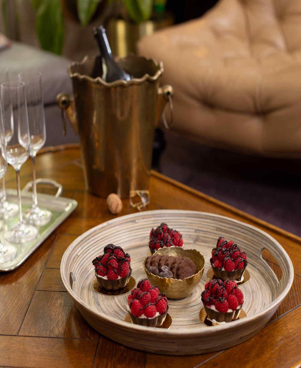 Joyce Chen Lexa Collection 16" Serving Tray In Brown