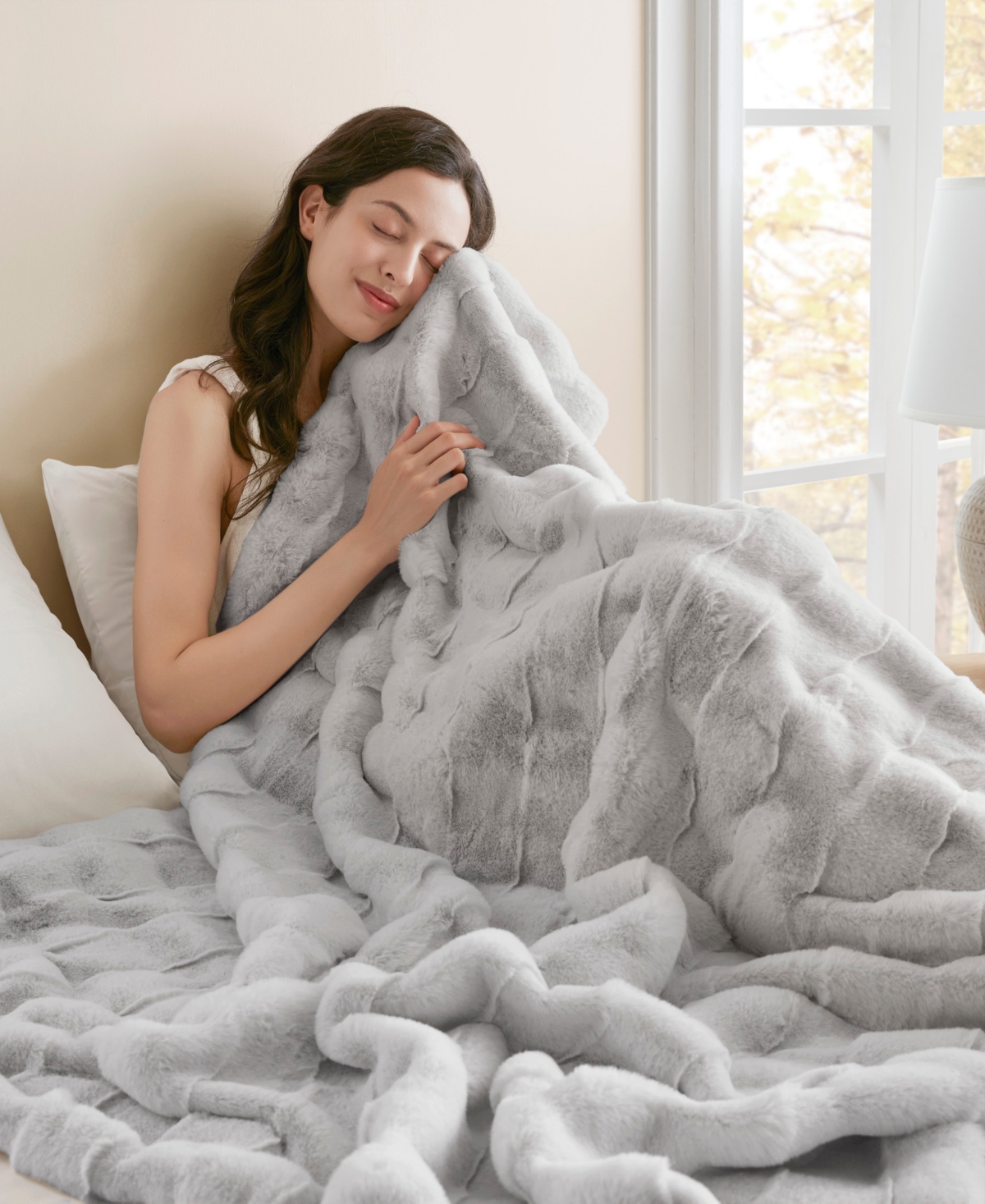 Madison Park Vivienne Faux Fur Throw, 50" x 60"