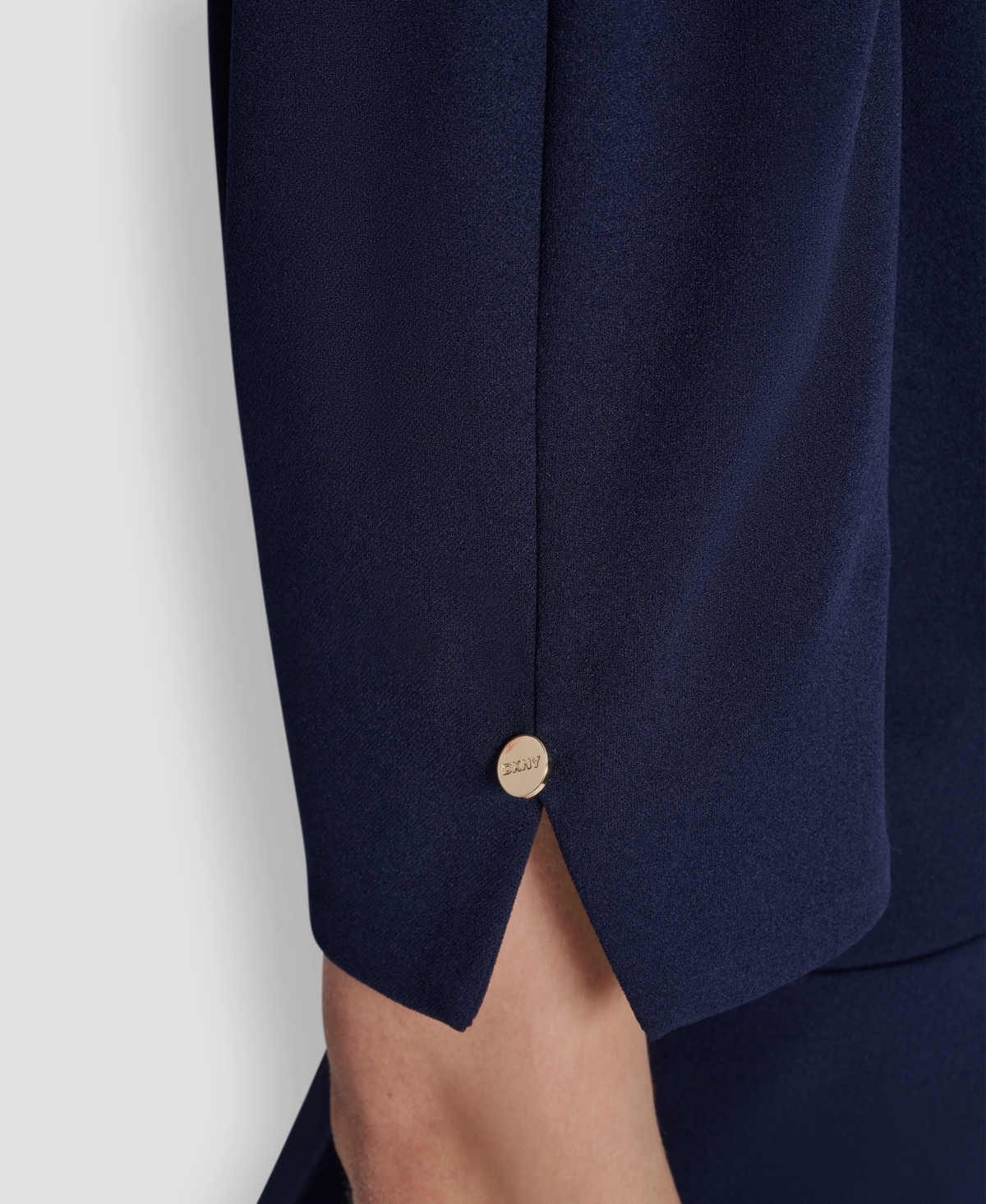 Dkny Women's Short Sleeve V-Neck Fit and Flare Scuba Crepe Dress