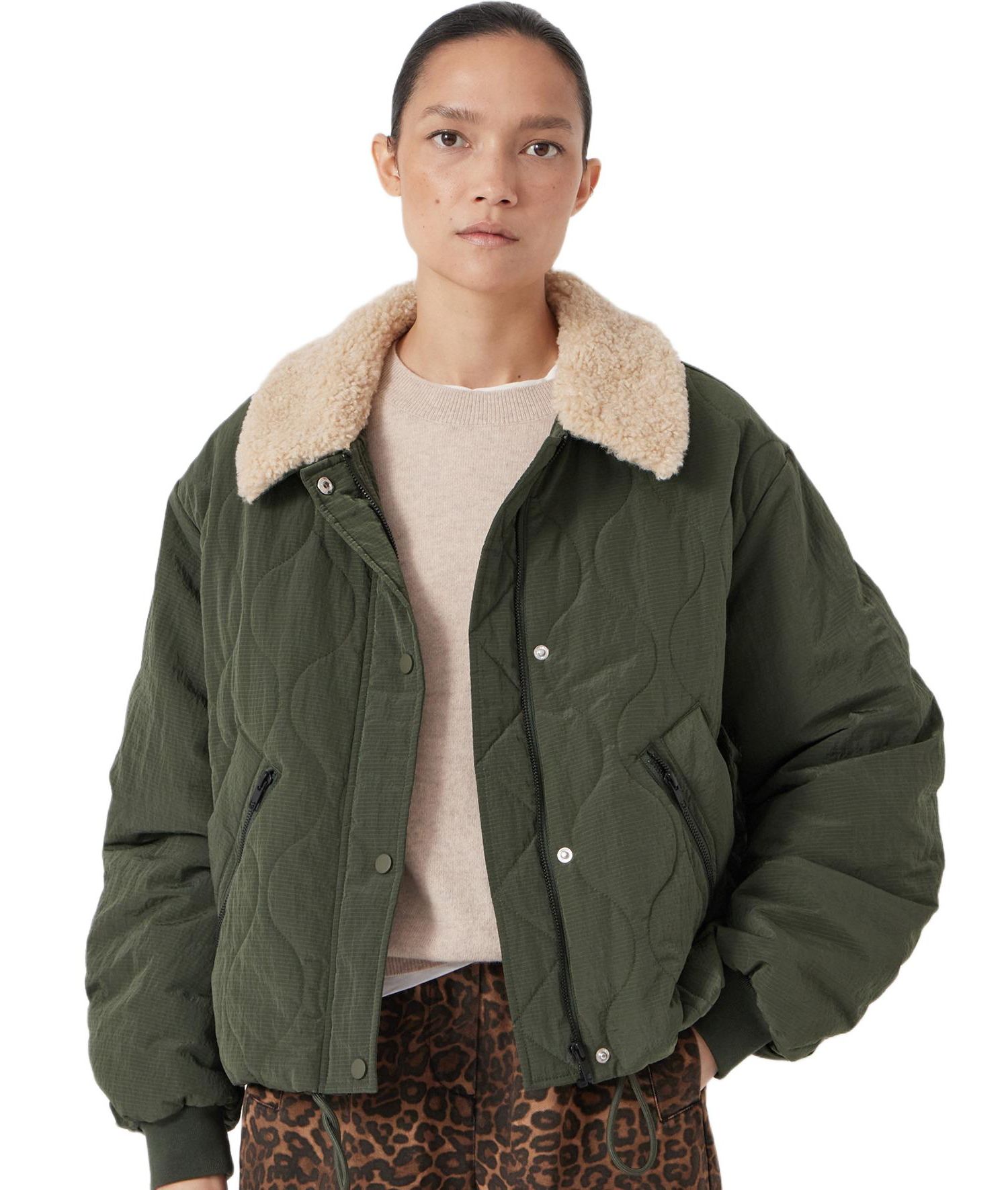 Women's Teddy Collar Quilted Bomber Jackets