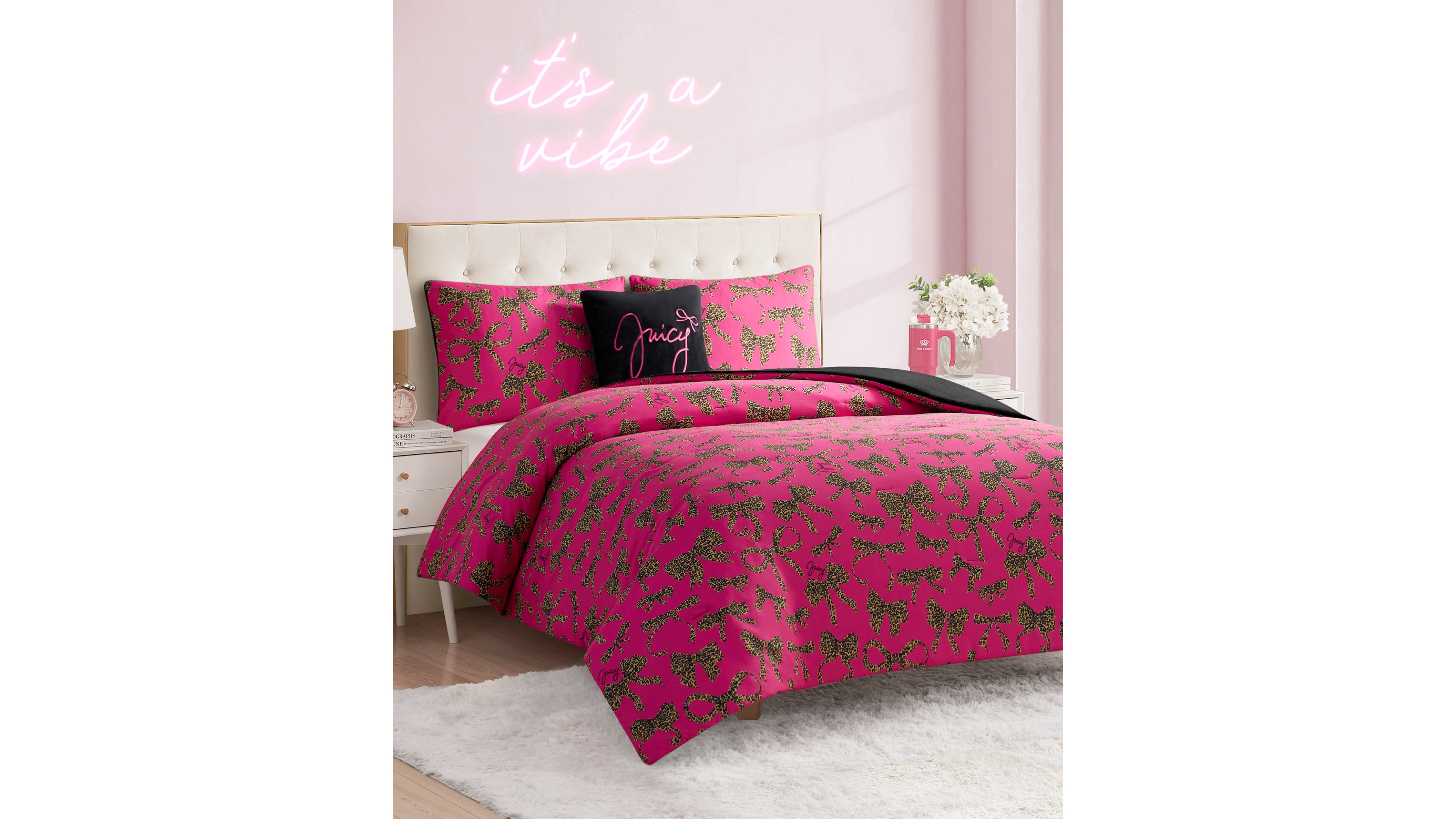 Juicy Couture Plush Reversible Cheetah Bows 3-Pc. Comforter Set, Twin/Twin Xl