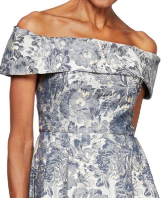  Women's Printed Off-The-Shoulder Ballgown