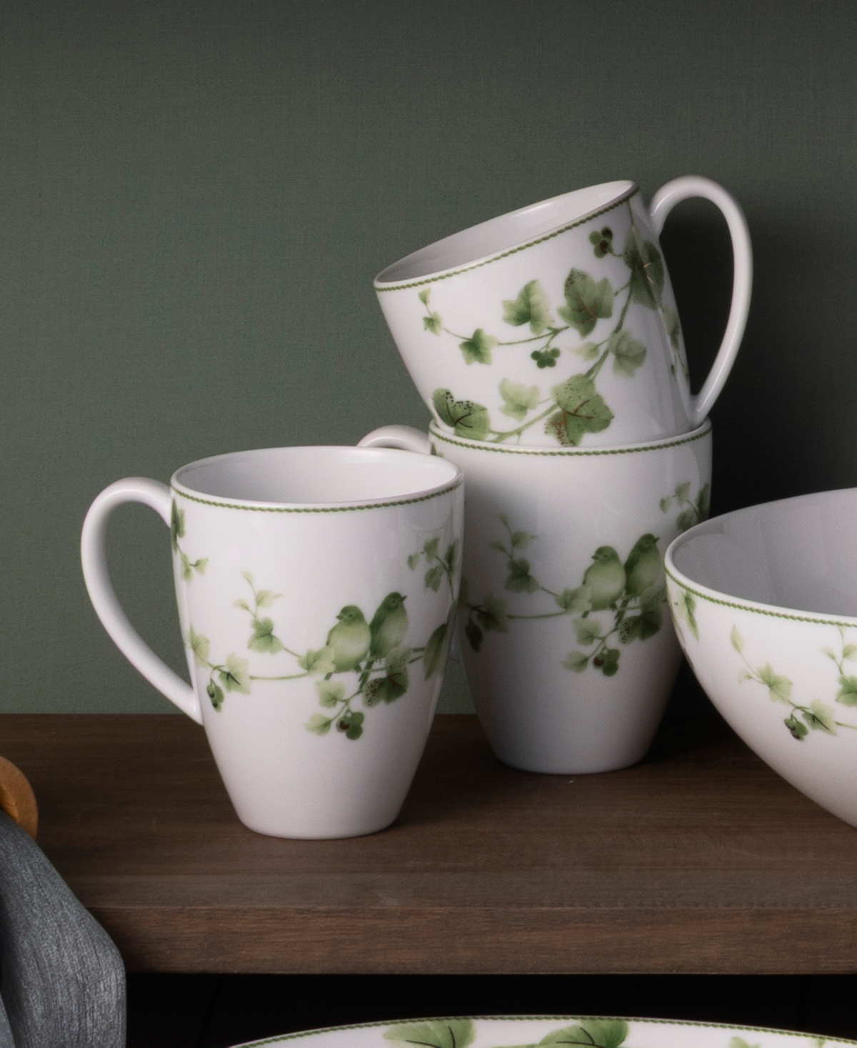 Noritake Ivy Whisper Mugs, Set of 4