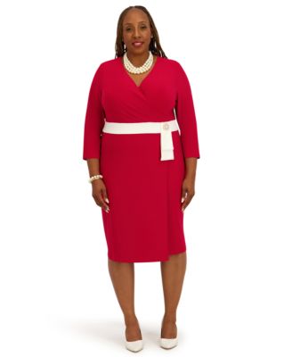 Women's V-Neck Knee Length Wrap Dress, Regular and Plus Size