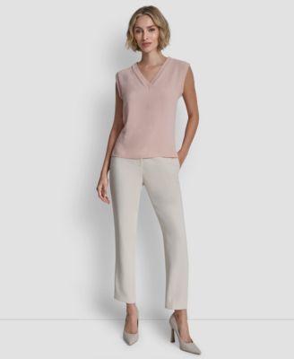 Women's V-neck Sleeveless Top