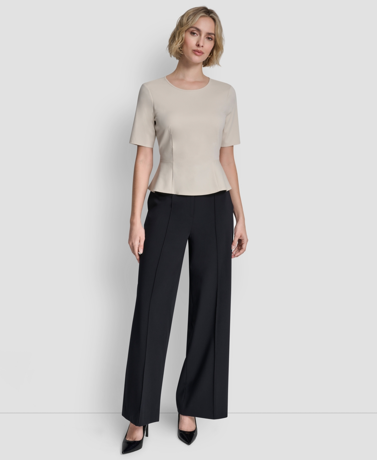 Dkny Women's Short-Sleeve Zip Up Top