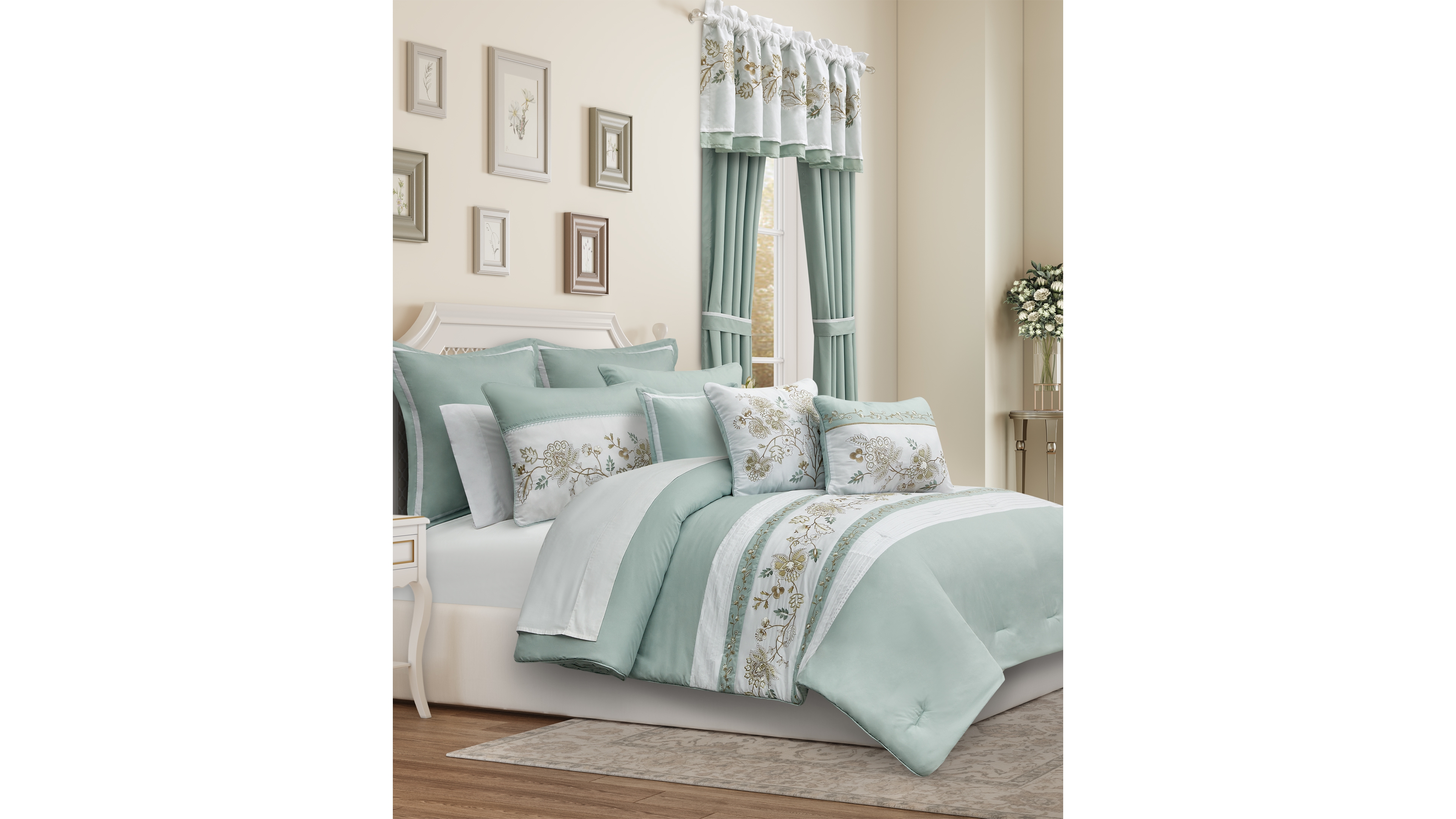 Royal Court Spring Social Floral 3-Pc. Comforter Set, King/California King
