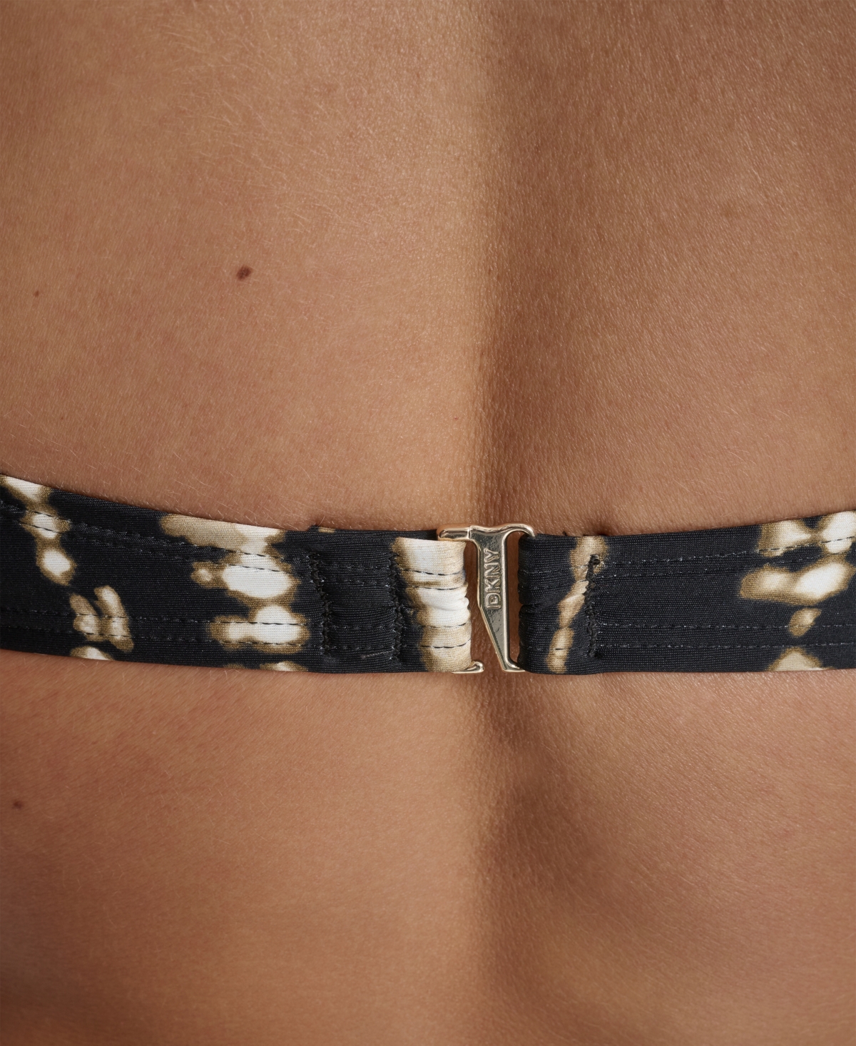 Dkny Women's Shirred U-wire Bandeau Bikini Top In Black