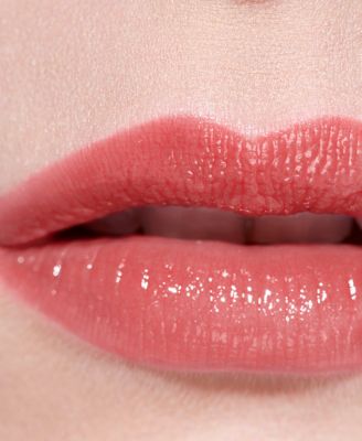 ROUGE COCO FLASH Hydrating Vibrant Shine Lip Color Lipstick