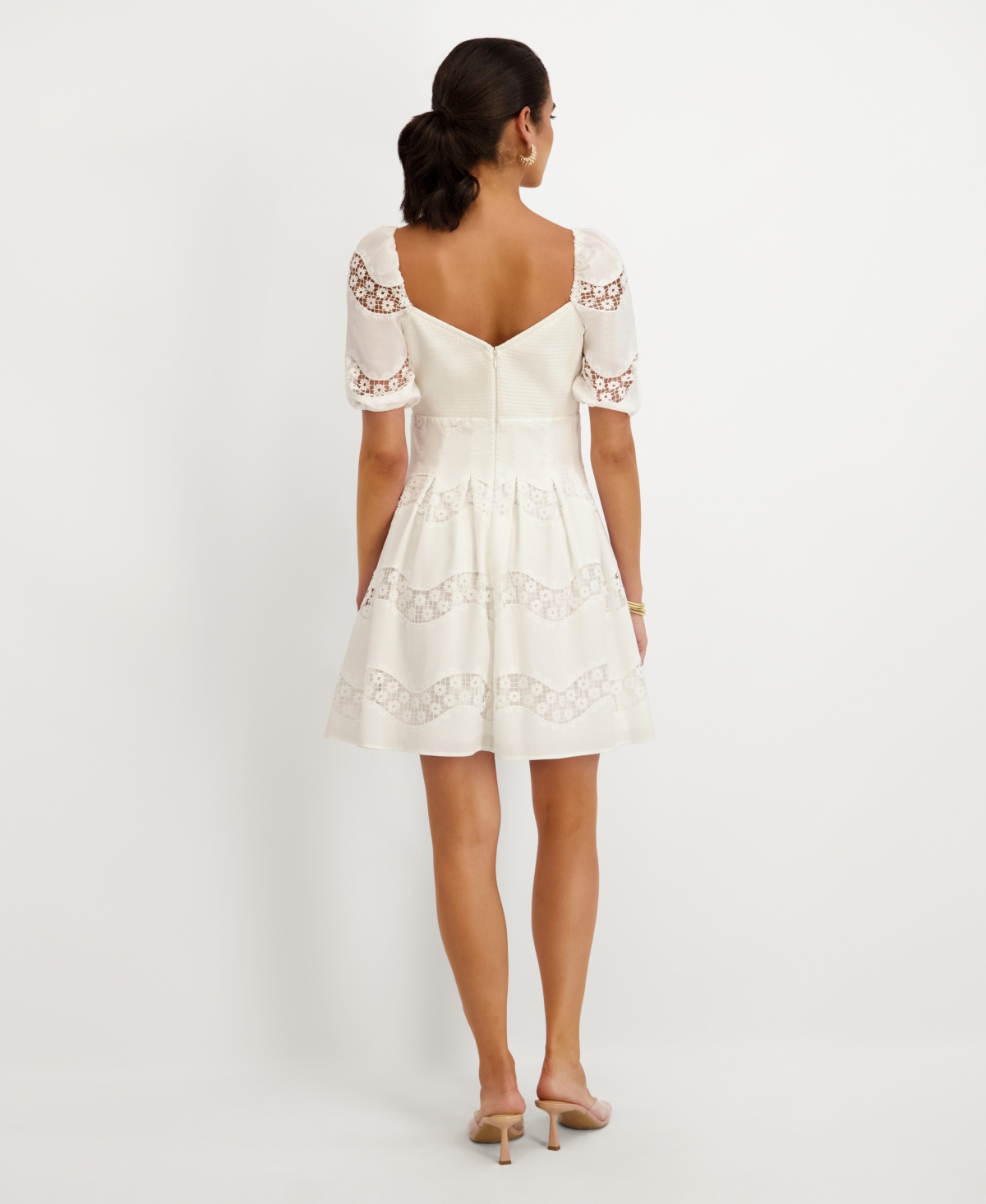 kensie Women's Embroidered Sweetheart Neck Dress