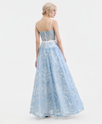 Juniors' Sweetheart-Neck Embroidered Gown 