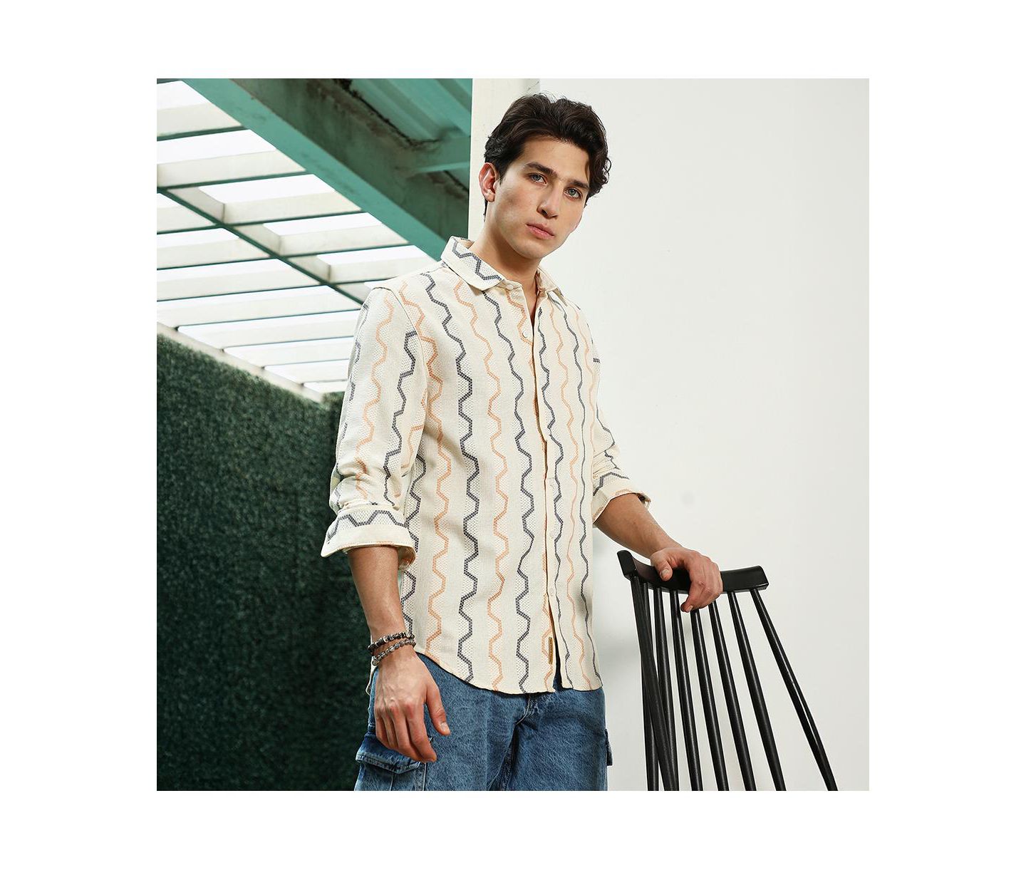 Мужская рубашка Cahoot Campus Sutra Off White Zigzag Pattern Full Sleeve Cotton Blend, цвет: Белый — фото 5
