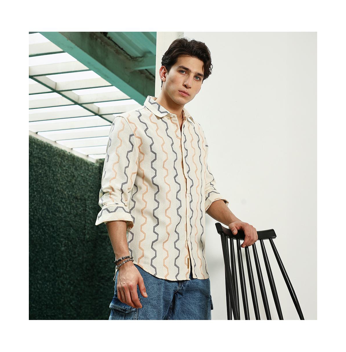 Campus Sutra Men's Off White Zigzag Pattern Full Sleeve Cotton Blend Shirt