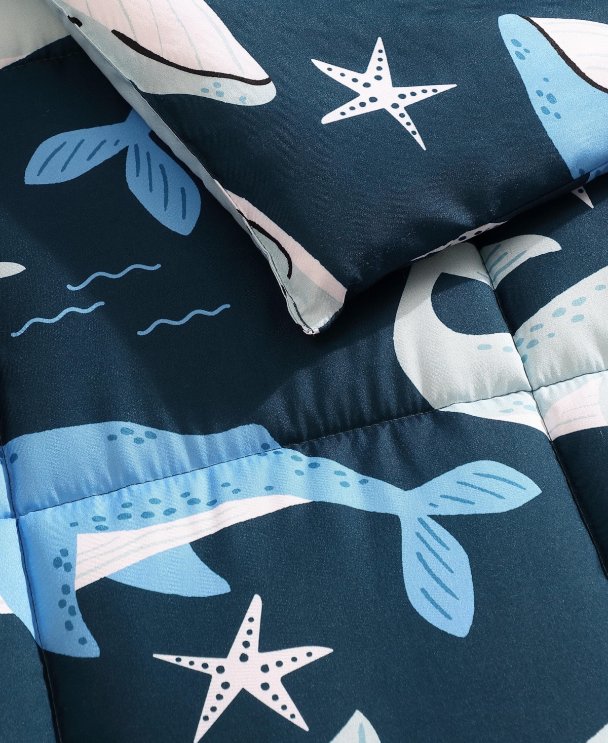 Nautica Finnian Whales Microfiber 3-Pc. Comforter Set, Twin