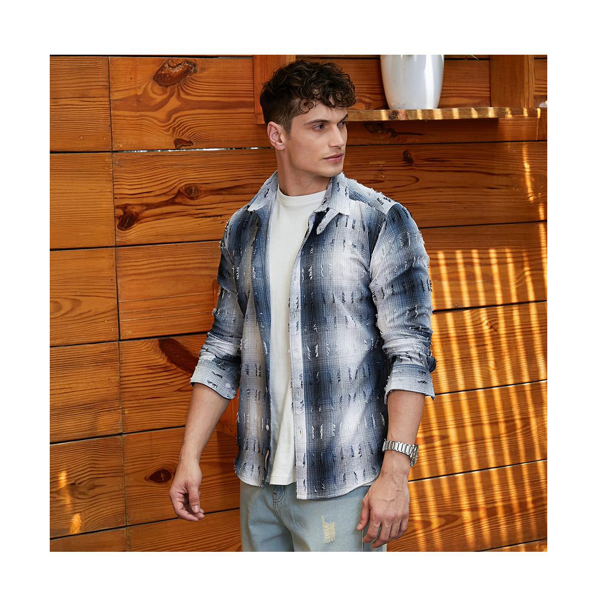 Campus Sutra Men's Navy Blue & Ivory White Distressed-Check Shirt