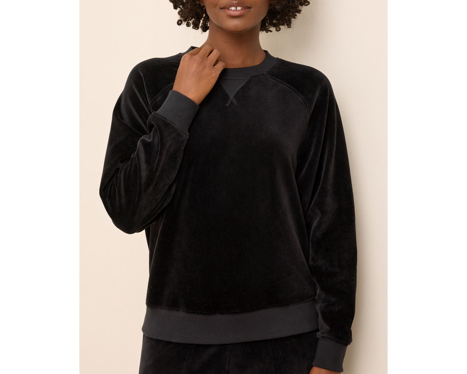 Women's Cotton Velour Crew Pullover Sweatshirts.