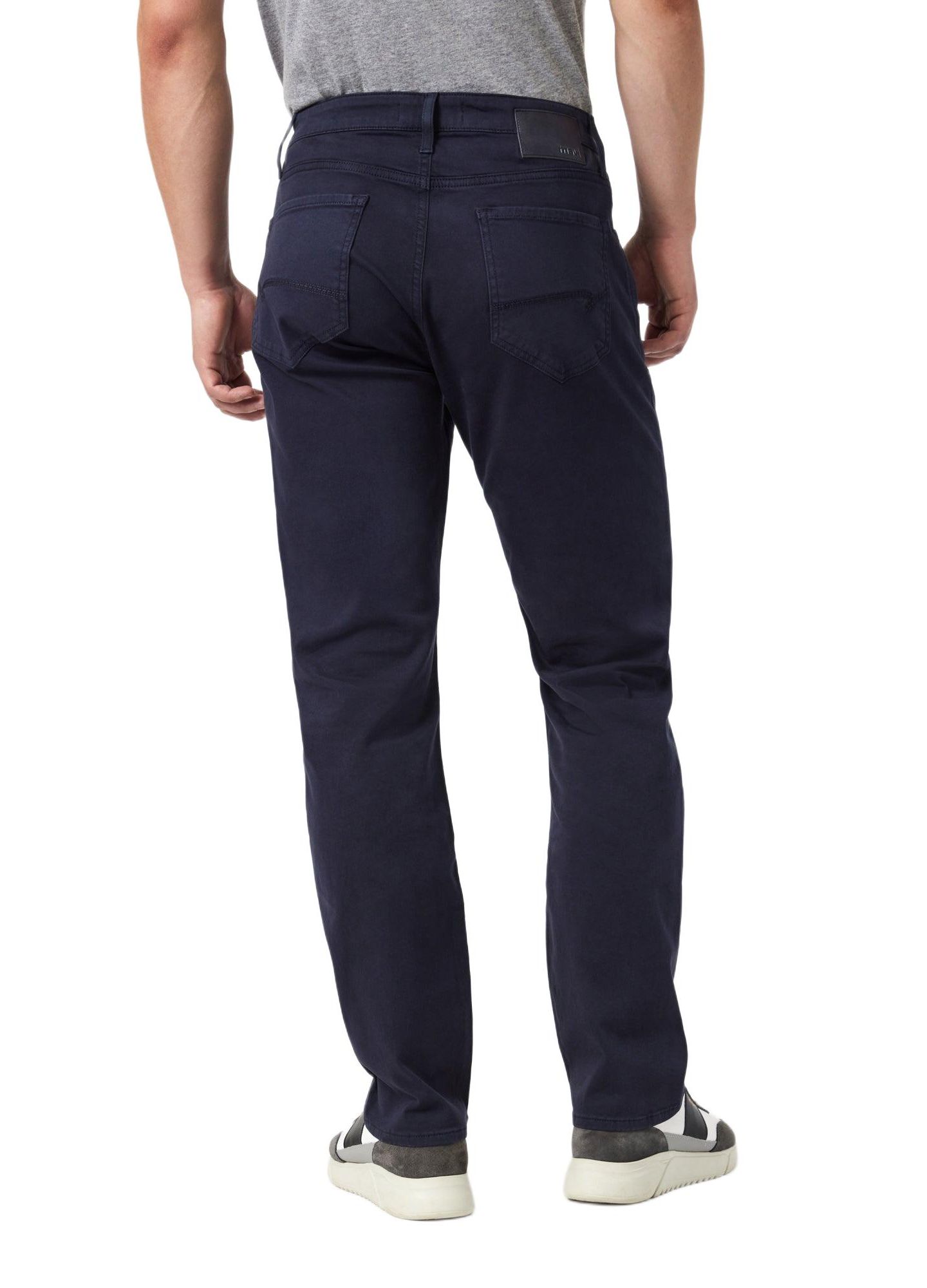 Мужские джинсы Mavi Jeans Zach Straight Leg In Casual Twill, цвет: Тёмный тёмно-синий — фото 3