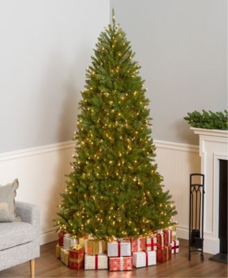 7' Dunhill Fir Hinged Tree with 700 Clear Lights