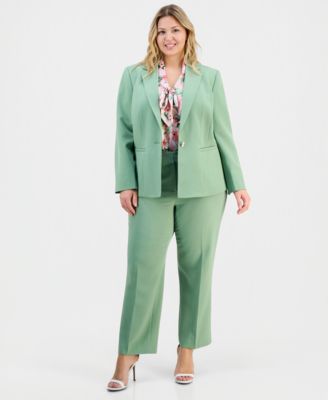 Plus Size Stretch-Crepe Single-Button Seamed Jacket 