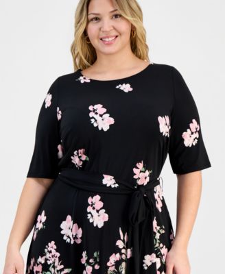 Plus Size Floral-Print Round-Neck Tie-Belt Waist 