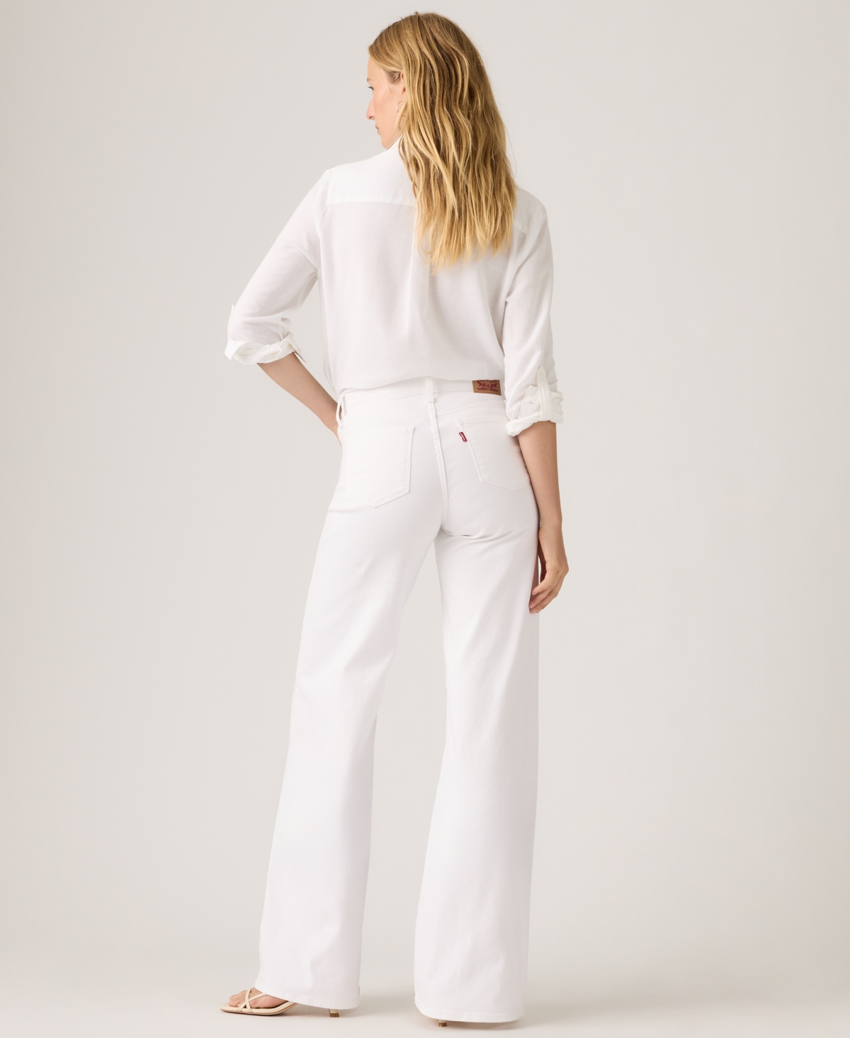 Levi's Women's 318 Shaping Stellar-stretch Wide-leg Jeans 30"-34" In White