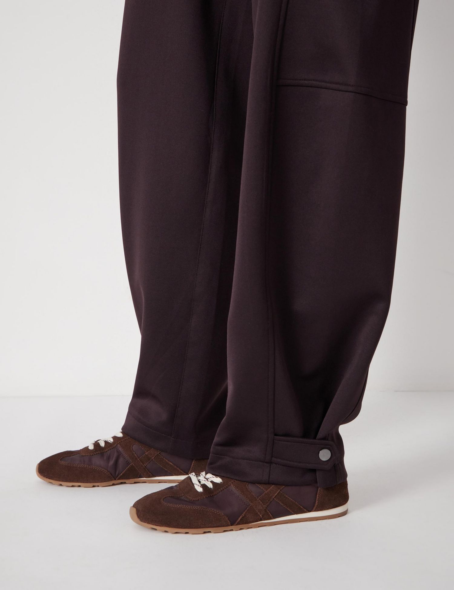 Women's 's Barrel Leg Jogger