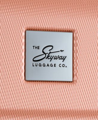 Silverton 23" Carry-On Spinner Suitcase