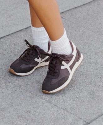 Women's Joque Retro Lace-Up Sneakers