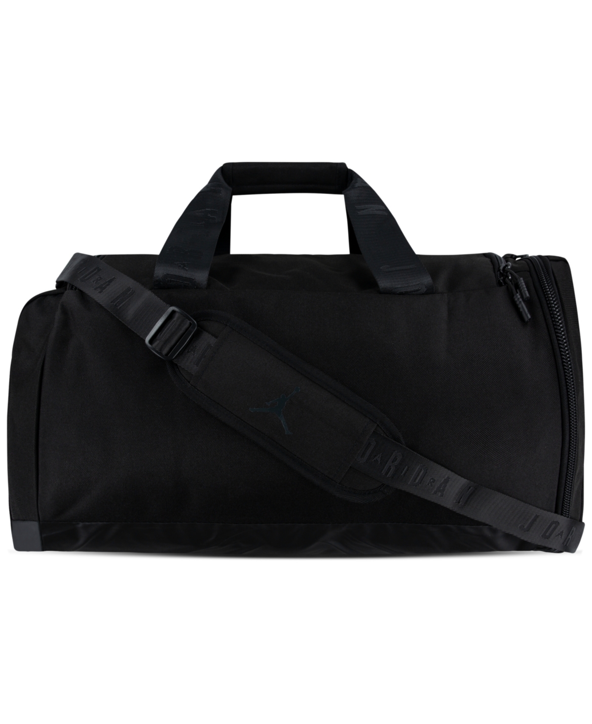 Jordan Small Logo Duffle Bag In Black