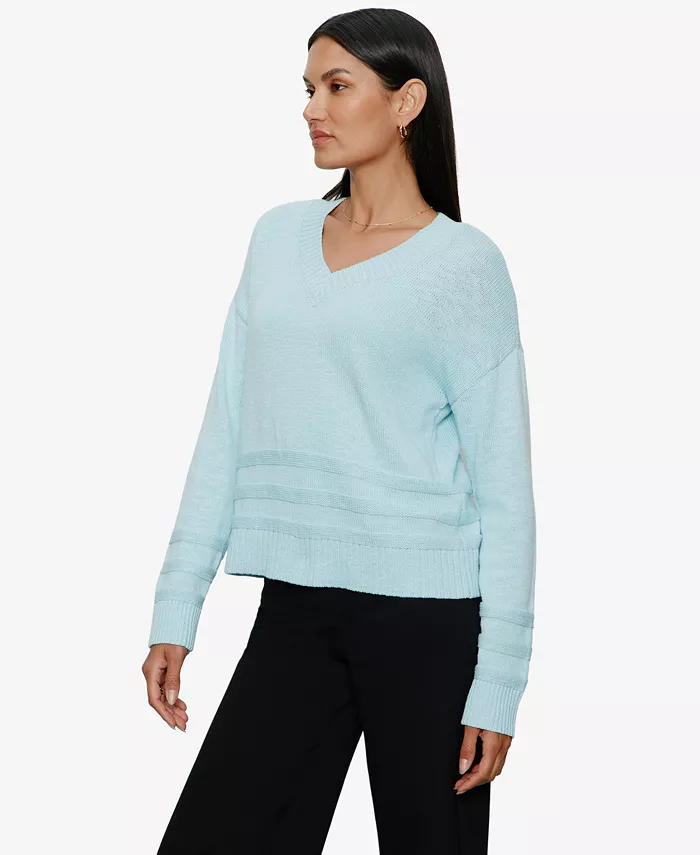 Women's Classic V-Neck Sweater - thumbnail 4