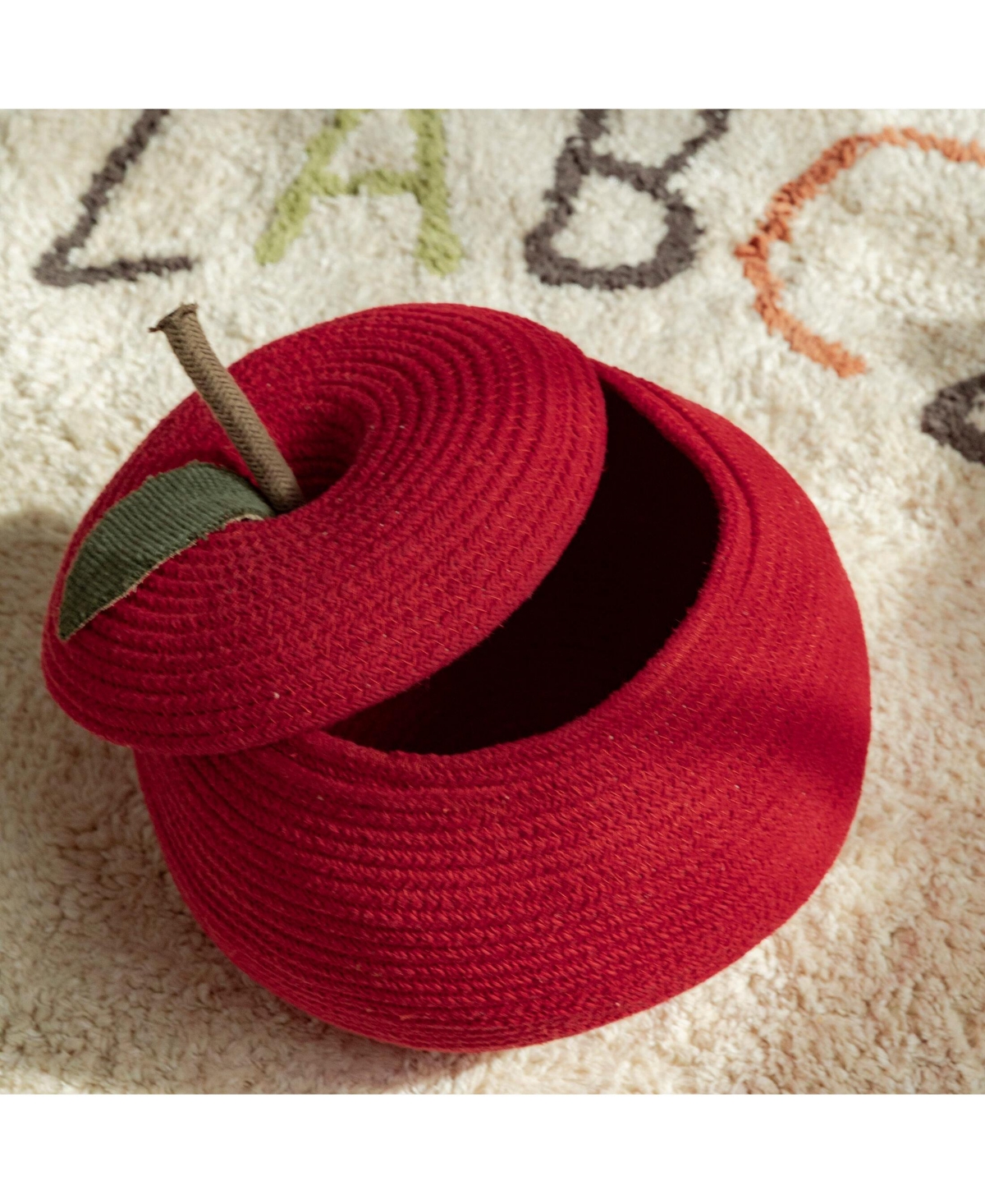 Lorena Canals Basket Apple