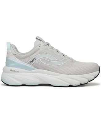 Women's Distance LX Round Toe Sneakers