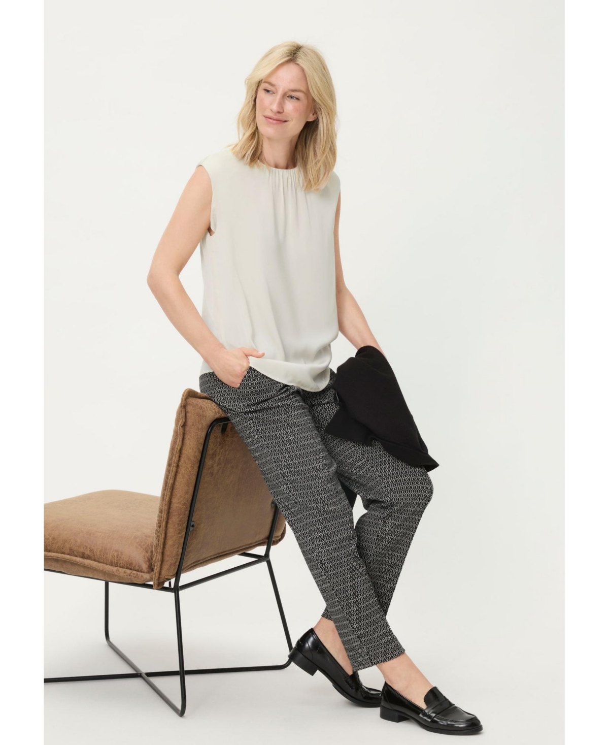 Olsen Women's Satin Effect Sleeveless Shell Top