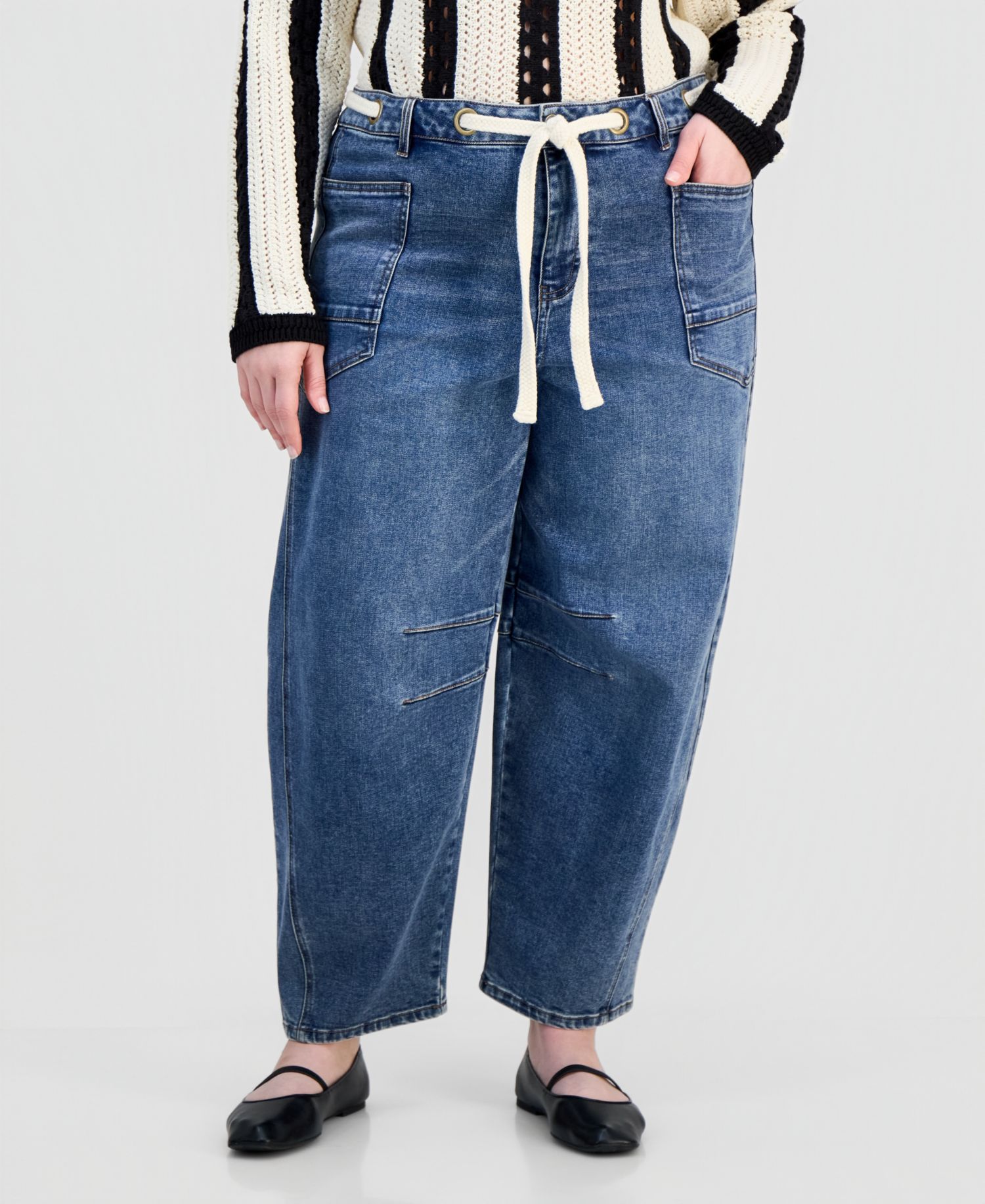 Trendy Plus Size Tie-Waist Barrel Jeans