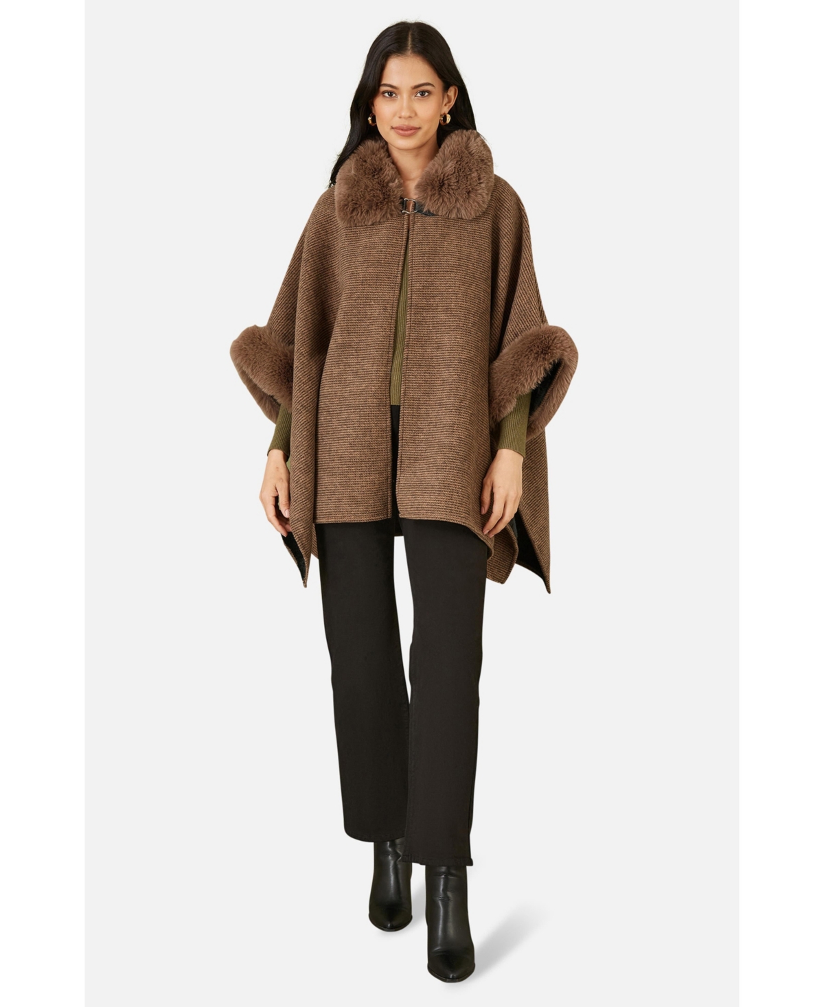 Yumi Women's Luxe Fur Collared Cape Jacket