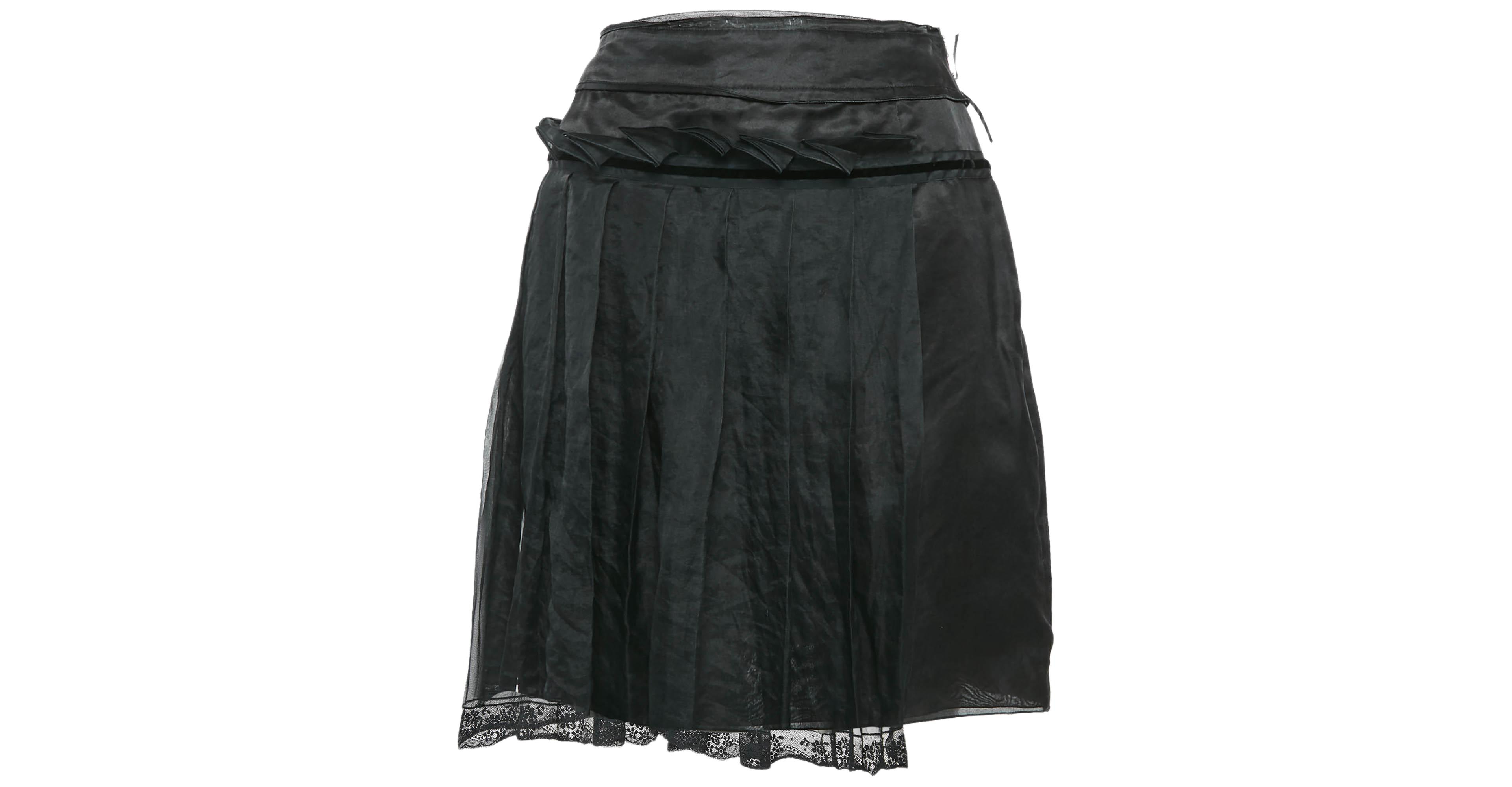 Pre-Owned Dolce & Gabbana Women's Pre-Owned Dolce and Gabbana Black Crepe Pleated Mini Skirt